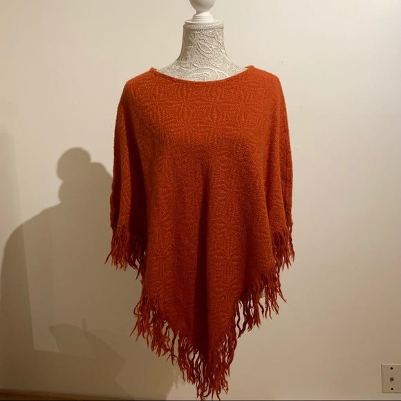 Alpaca Wool Poncho Made in Bolivia - Picture 3 of 16